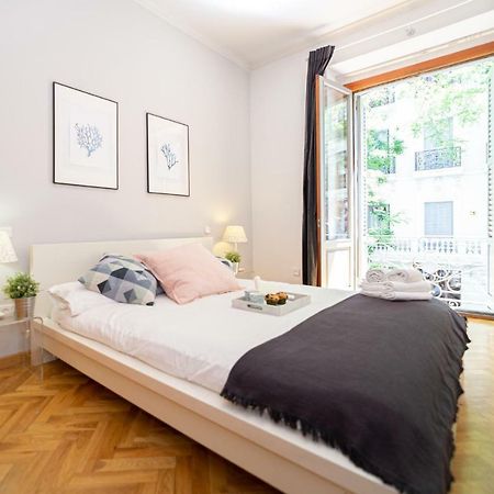 Apartamentos Plaza De Espana Madrid Esterno foto