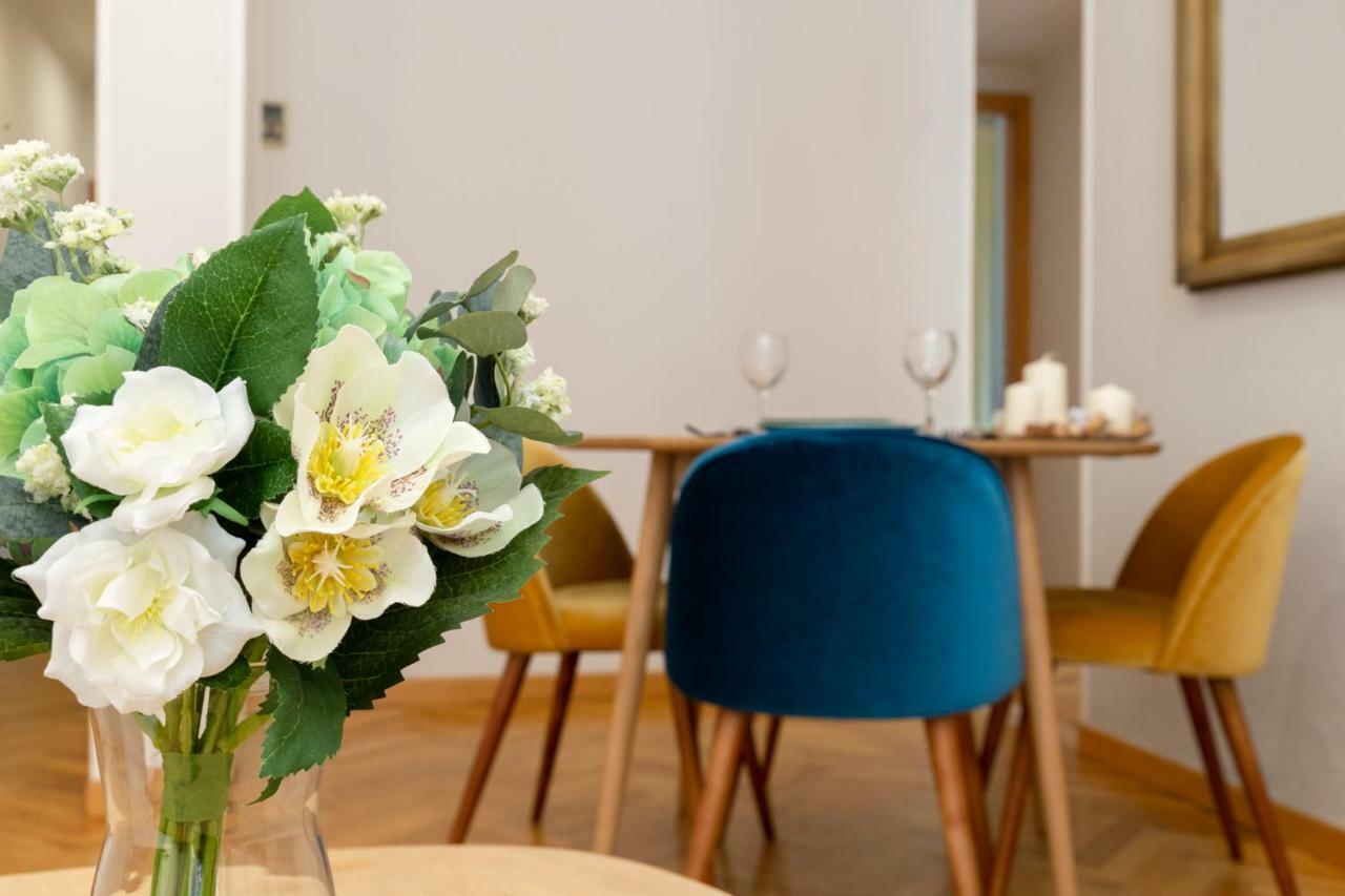 Apartamentos Plaza De Espana Madrid Esterno foto