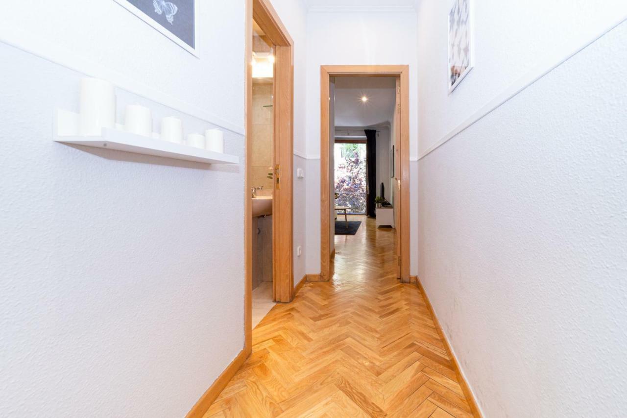 Apartamentos Plaza De Espana Madrid Esterno foto