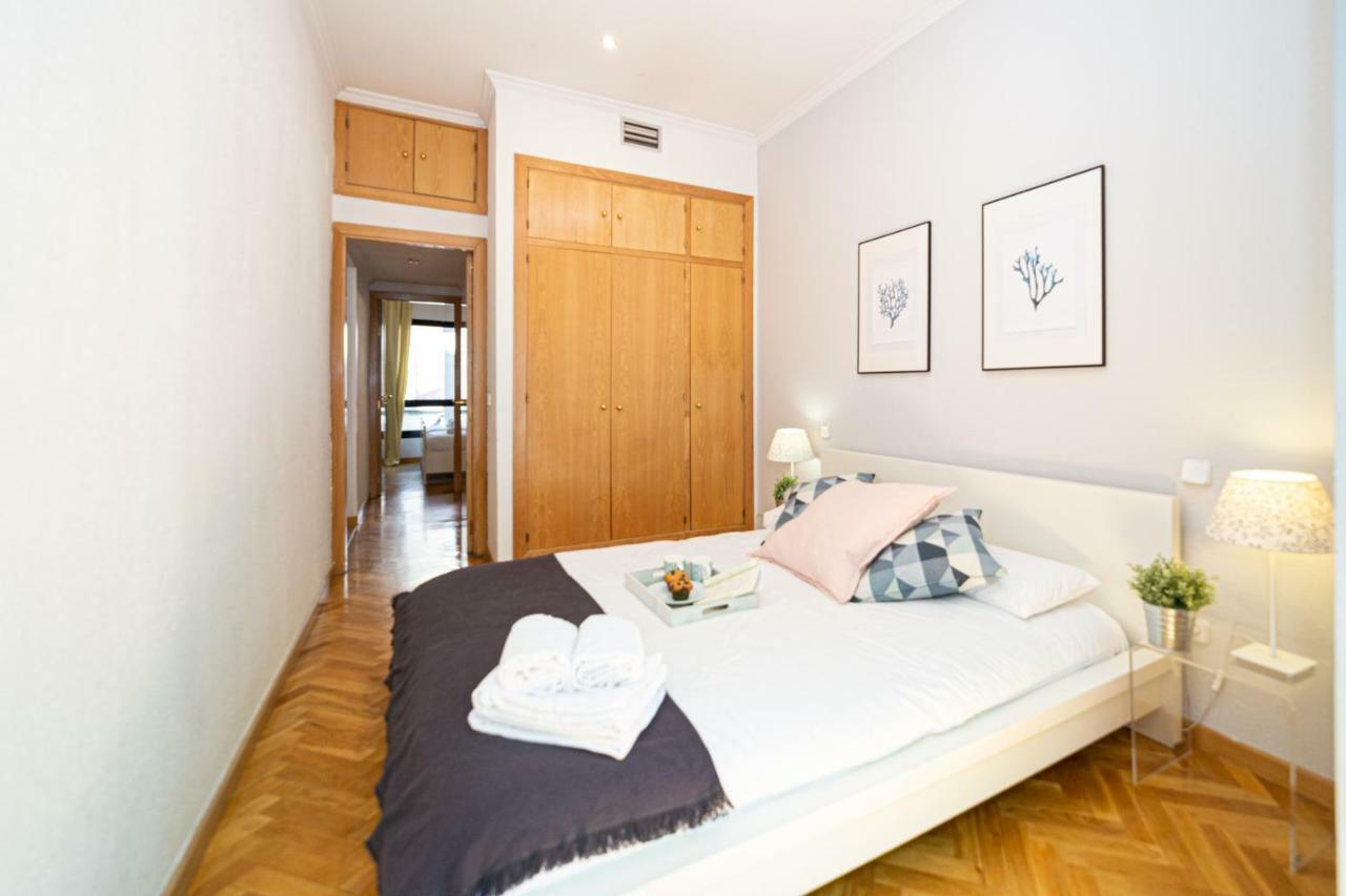 Apartamentos Plaza De Espana Madrid Esterno foto