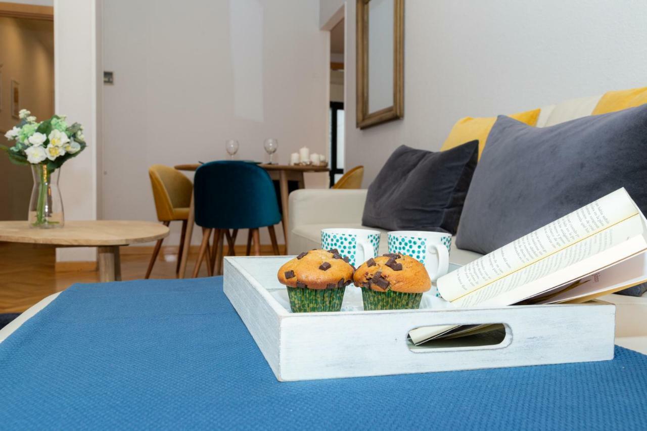 Apartamentos Plaza De Espana Madrid Esterno foto