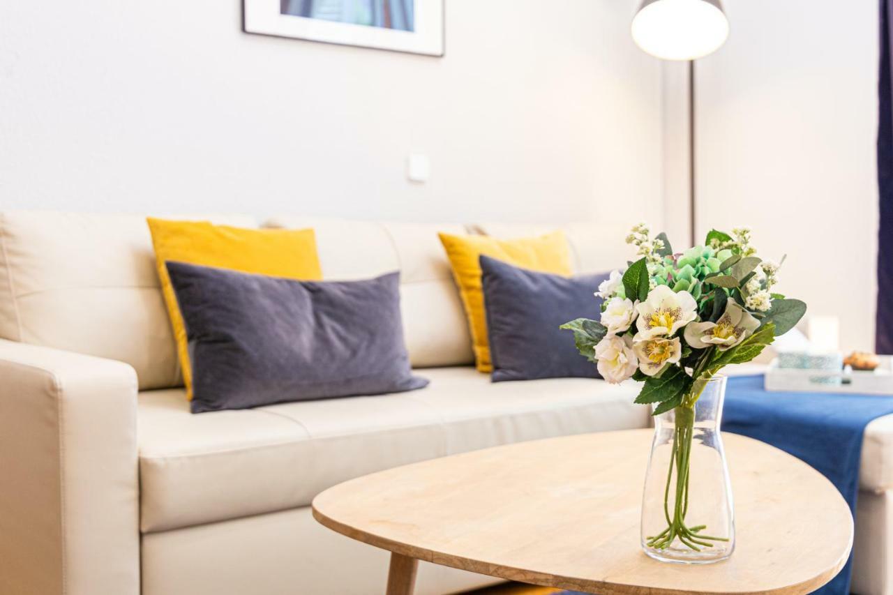 Apartamentos Plaza De Espana Madrid Esterno foto